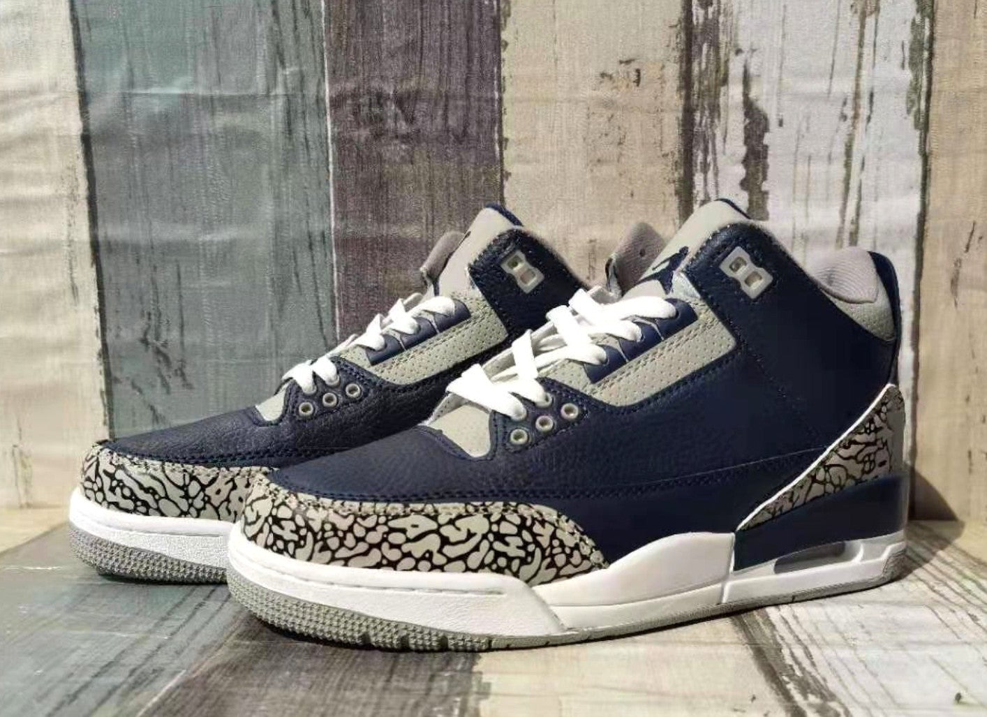 AJ 3 Retro Georgetown (2021) - Image 4